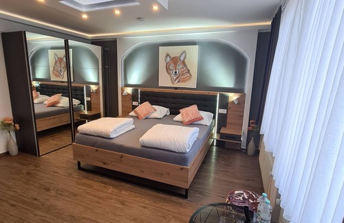 Leverkusen Casa | Pension Zwei A