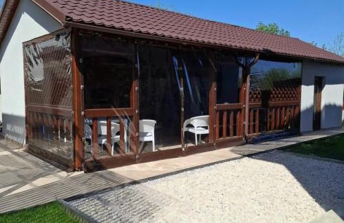 Dunavatu de Jos Casa | Pensiunea Acvila