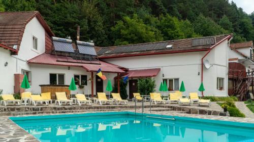 Rasinari Casa | Pensiunea Alpin