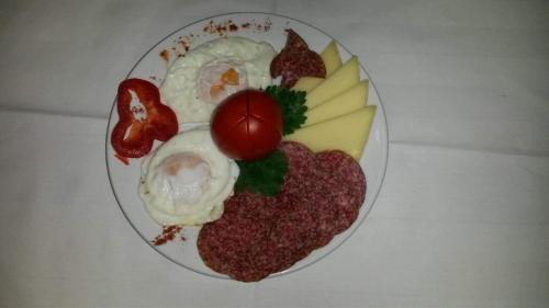 Piatra Neamt Casa | Pensiunea Bachus