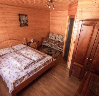 Sugag Casa | Pensiunea Casa Iulia Transalpina