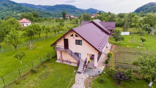Corbeni Casa | Pensiunea Casa Maria