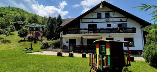 Gura Raului Casa | Pensiunea Casa Stefan