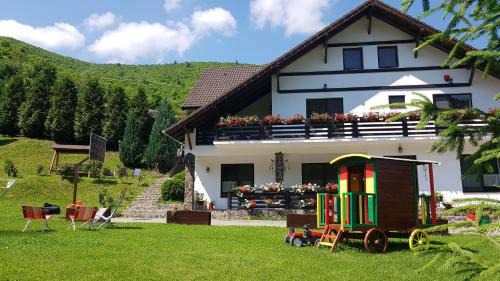 Gura Raului Casa | Pensiunea Casa Stefan
