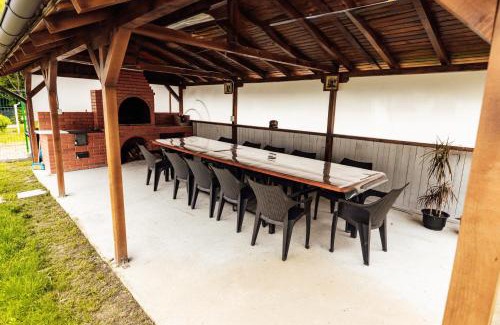 Micesti Casa | Pensiunea Cristina