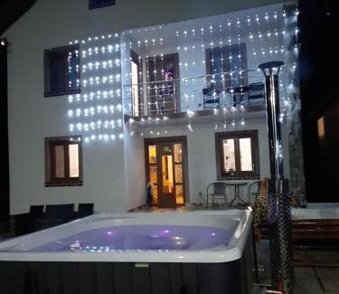 Novaci Casa | Pensiunea Diana