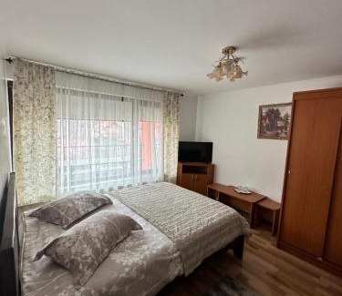 Capatineni-Ungureni Casa | Pensiunea Dor de munte