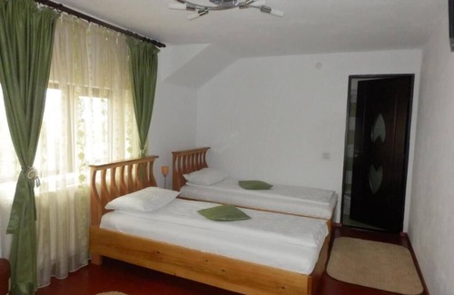 Curtea De Arges Casa | Pensiunea Eden