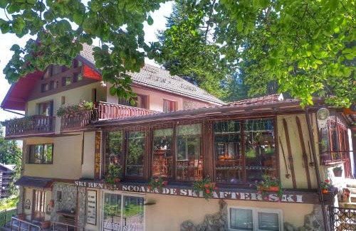 Predeal Casa | Pensiunea Faast