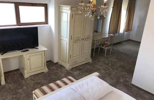 Dumbravita Casa | Pensiunea Genesa