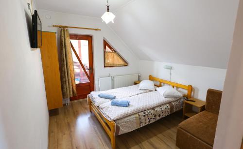 Praid Casa | Pensiunea Janosi - Janosi Panzio, Janosi Olga PFA