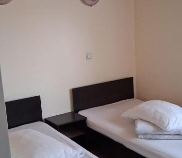 Hunedoara Casa | Pensiunea Krystinne
