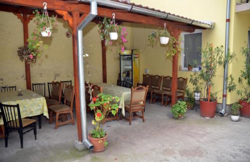Baia Mare Casa | Pensiunea La Palaguta