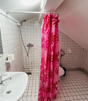 Busteni Casa | Pensiunea Luminita