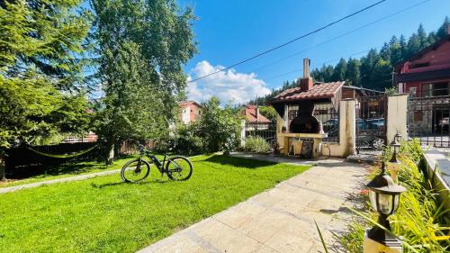 Busteni Casa | Pensiunea Luminita