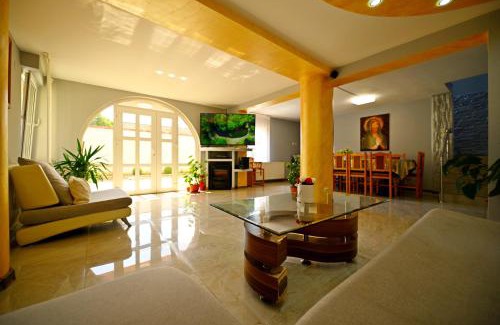 Hateg Casa | Pensiunea Mama Lia