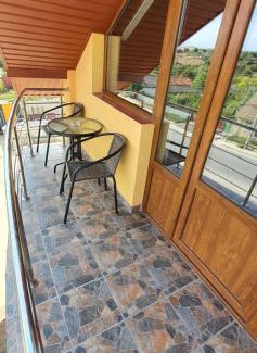 Cerna Casa | Pensiunea Maria