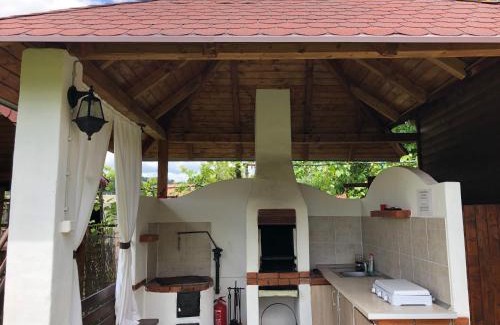 Praid Casa | Pensiunea Melinda