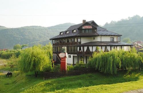 Oestii Paminteni Casa | Pensiunea Meridian