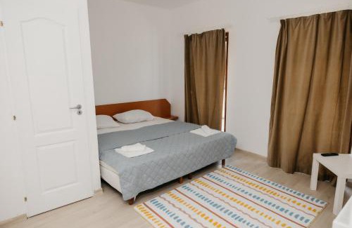 Novaci Casa | Pensiunea Oaza Padurii