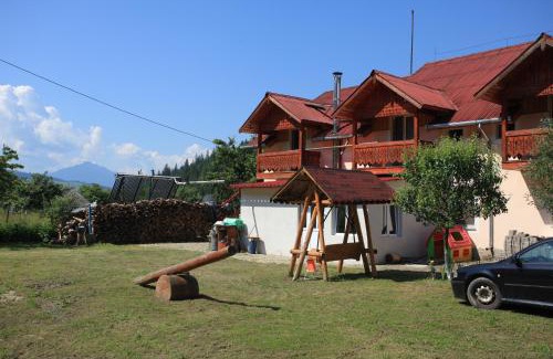 Poiana Teiului Casa | Pensiunea Paradiso