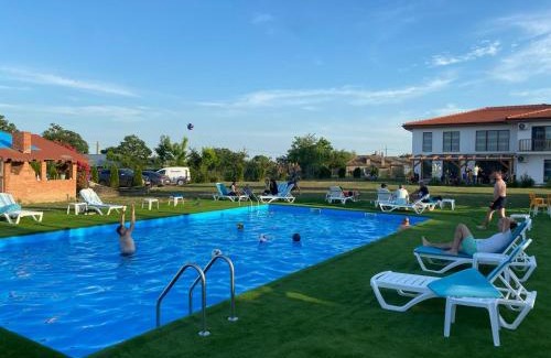 Plopul Casa | Pensiunea Paradiso Sarinasuf