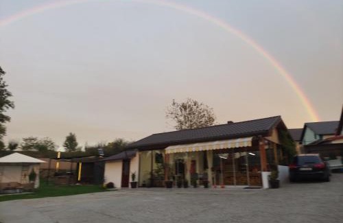 Curtea De Arges Casa | Pensiunea Prestige House