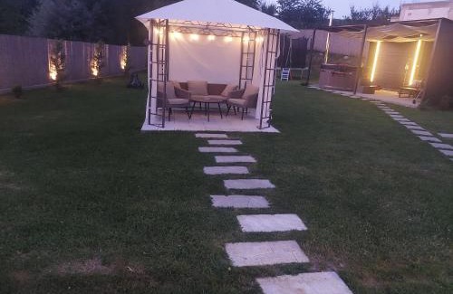 Curtea De Arges Casa | Pensiunea Prestige House