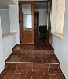 Corbeni Casa | Pensiunea Tesoro