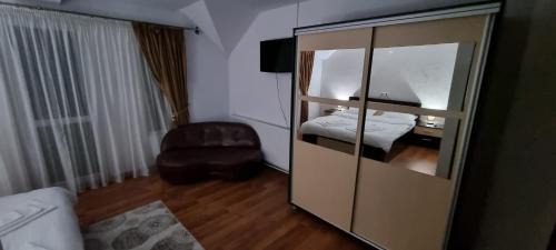 Dobreni Casa | Pensiunea Vila Maria