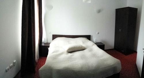 Izvoru Villa | Pensiunea Zina