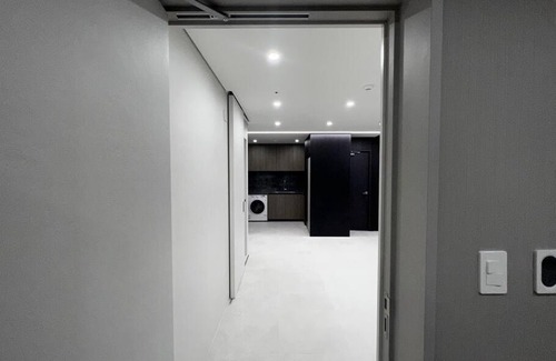 Samseong-dong Apartamento | PENT Weleb 파노라마 한강롯데타워뷰 1.5룸 청담1MINWALK