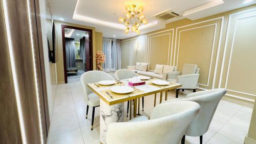 Lahore Hotel | Penta Square - LMY Hotel Serviced Apartments City View DHA Lahore
