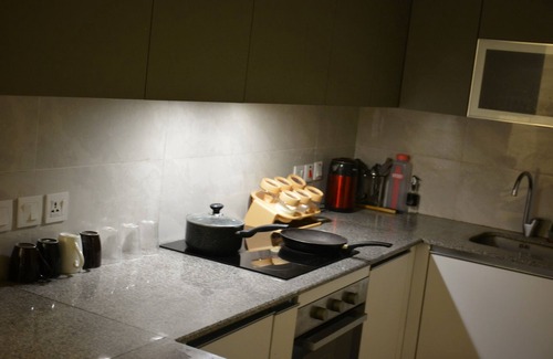 Lahore Apartamento | Penta Square - Luxury Studio Suite