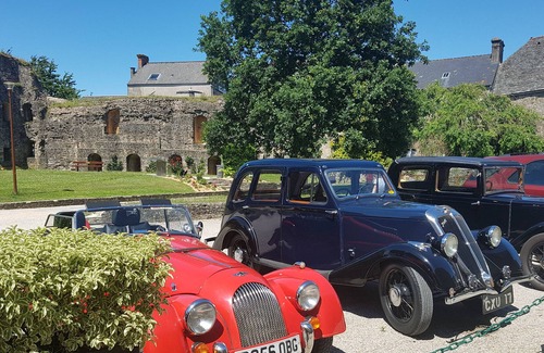 Bricquebec-en-Cotentin Apartamento | ÁTICO en el castillo de Bricquebec