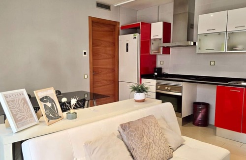 Mataro Apartamento | Opening Doors Mataró Beach - Ático a 100m de la playa con Terraza, cerca de BCN