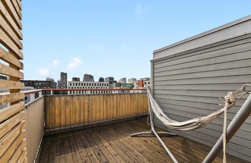 Gronland Apartamento | Penthouse 3-Story with 2 Terraces & Balcony