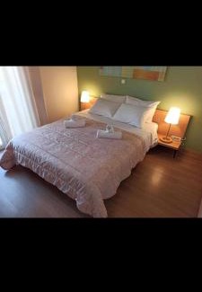 Dafni Apartamento | Penthouse 350m from metro station!