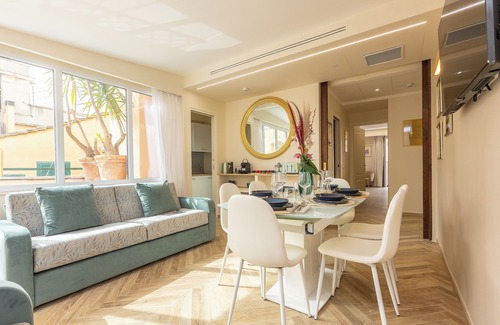 Rione II Trevi Apartamento | Penthouse above Trevi Fountain and Panoramic Terrace