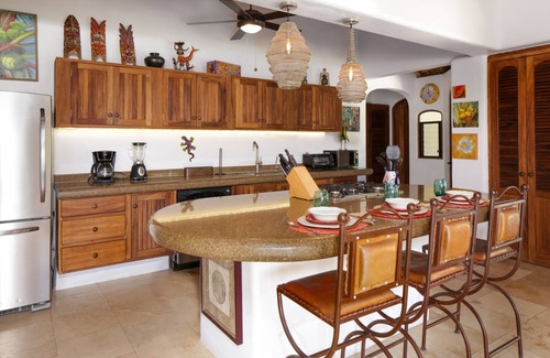 North End Apartamento | 4 B / 3 B ATICO con jacuzzi privado, excelente ubicación!