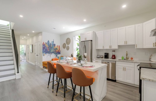 North Philadelphia West Condominio | Penthouse Condo w/Rooftop Deck in Philadelphia!
