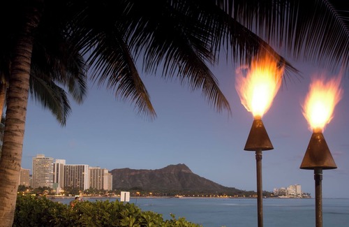 Waikiki Apartamento | Penthouse Condo with Ocean & Diamond Head Views at The Windsor