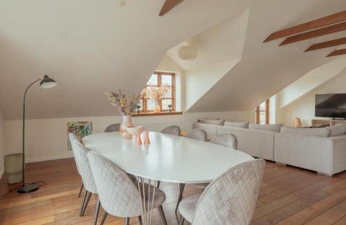 Torshavn Apartamento | Penthouse Downtown with 4 bedrooms and Harbour View