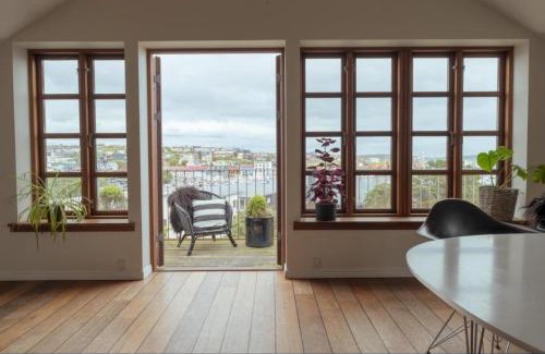 Torshavn Apartamento | Penthouse Downtown with 4 bedrooms and Harbour View