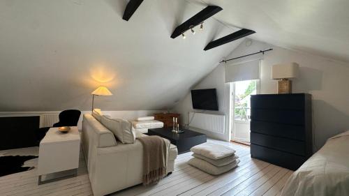 Orgryte-Harlanda Apartamento | Penthouse for Workers & Familys Near SKF