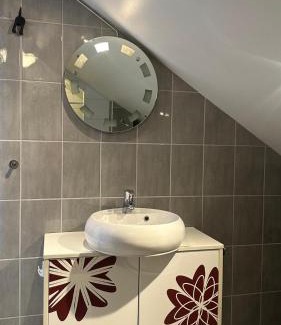 Orgryte-Harlanda Apartamento | Penthouse for Workers & Familys Near SKF