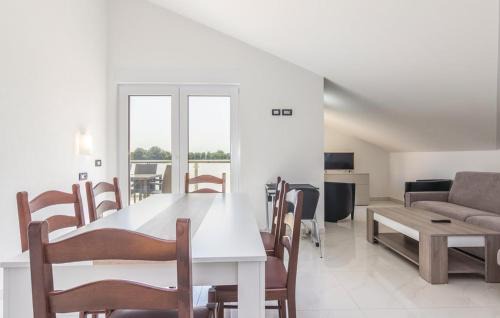 Funtana Apartamento | Penthouse Funtana with pool
