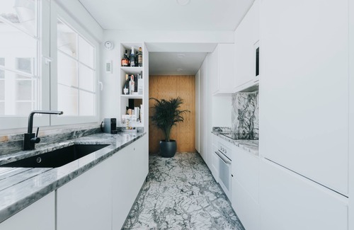 Penha de Franca Condominio | Penthouse in historic Lisbon great terrace & views