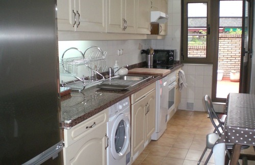 Oviedo City Centre Apartamento | ÁTICO EN EL CENTRO DE OVIEDO CON PLAZA DE GARAJE Y WIFI GRATIS