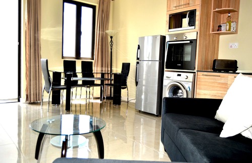 Flic-en-Flac Apartamento | Ático + Vistas panorámicas inspiradoras de Flic en Flac. Terraza de 100m2 en la azotea
